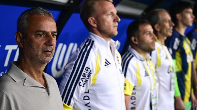 Fenerbahçe'de 4 Futbolcunun Kadro Dışına Alındığı İddiası Güçlendi