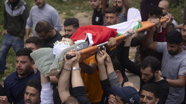 İsrail Batı Şeria’da kayıp Yahudi çocuğun cesedini buldu, bölgede şiddet artıyor