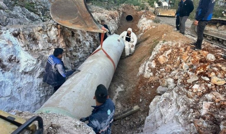 Bodrum’da DSİ içme suyu hattı yine patladı!  – Cumhuriyet’ten Son Dakika Türkiye, Ege Haberleri