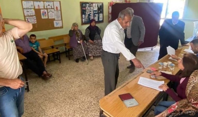 Hatay'da vatandaşlar sandık başına gitti: 780 seçmen oy kullandı – Son Dakika Türkiye Haberleri