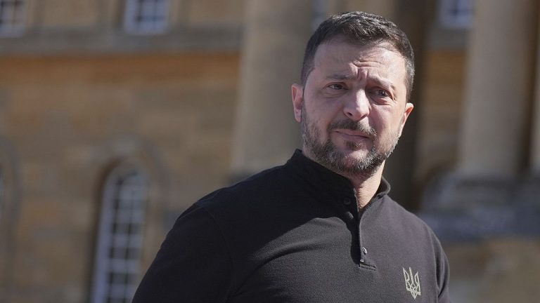 Zelenskiy'den Orban'a: “AB ve NATO tüm sorunlarını bu kişi olmadan çözebilir”