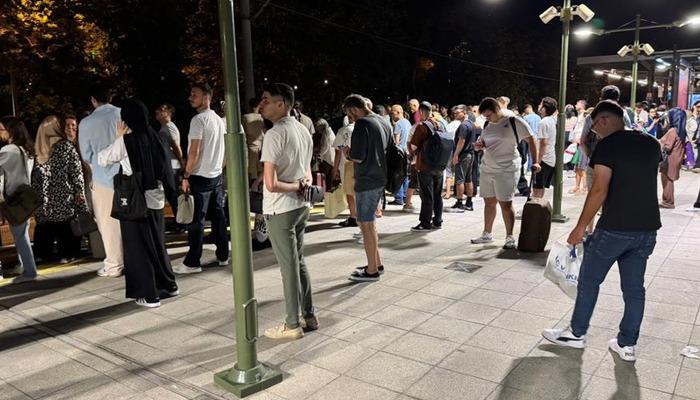 İstanbul'da Marmaray arızalandı!  Duraklarda yoğunluk yaşandı
