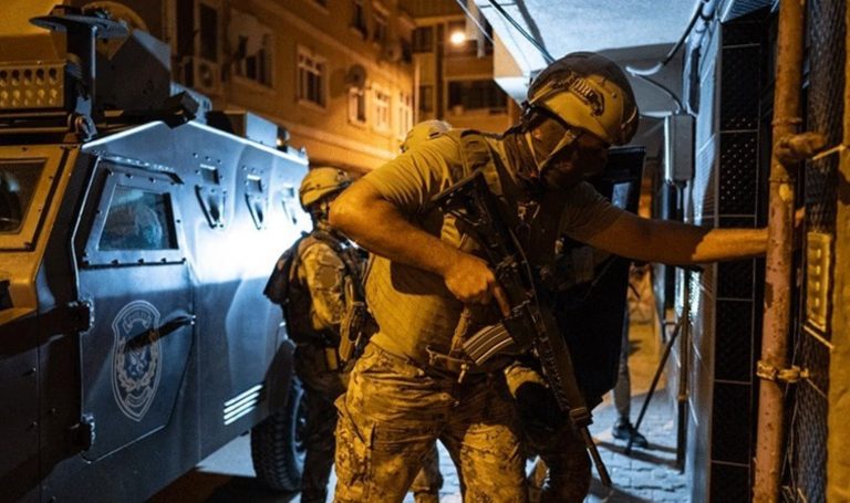 Son dakika haberleri… Bakan Ali Yerlikaya il il açıkladı… “Çocuk Dolandırıcılığı ve Müstehcenlik” Operasyonu: Onlarca gözaltı!  – Türkiye'den son dakika haberleri