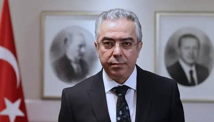 Cumhurbaşkanı Mehmet Uçum'un başdanışmanı: “Ya silahlarını bırakırlar ya da siyasetteki gölgeleri kaybolur”