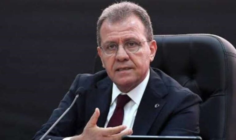 Vaha Seçer'den Erdoğan'a tepki: “Biz kendimiziz, ayaklarımız yere basıyor” – Son Dakika Siyaset Haberleri