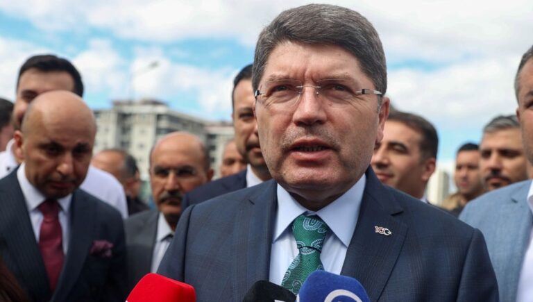 Adalet Bakanı Yılmaz Tunç: Yargı mensuplarına yönelik tehdit edici açıklamalar kabul edilemez – Son Dakika Türkiye Haberleri