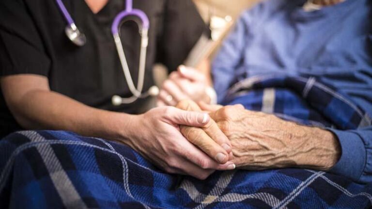Parkinson hastaları beslenmelerine dikkat etmeli