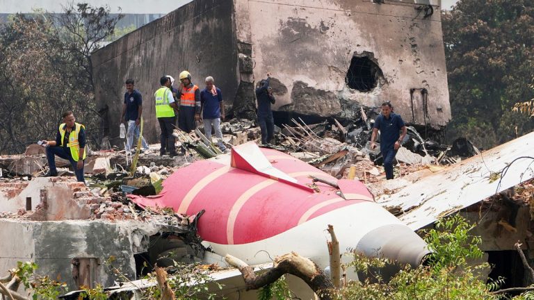 Air India kazasının ardından Boeing uçaklarına inceleme emri