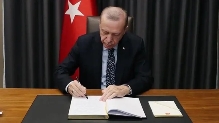 Erdoğan imzaladı: 14 fakülte ve enstitü kapatıldı – Son Dakika Türkiye Haberleri