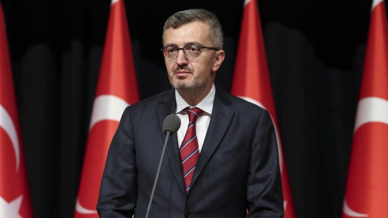 Uluslararası toplum İsrail’i mahkum edecek kararlılığı sergilemeli