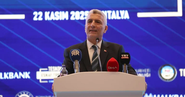 Ticaret Bakanı Ömer Bolat: “Esnaf kredilerinde 148 milyar liraya ulaştık”
