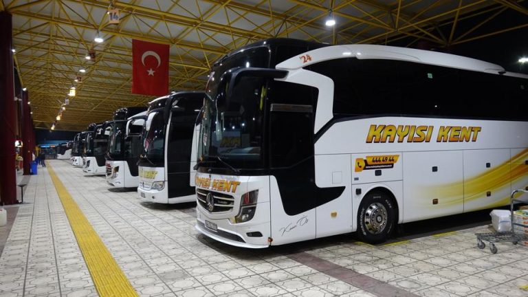 Kar nedeniyle otobüs seferleri iptal edildi