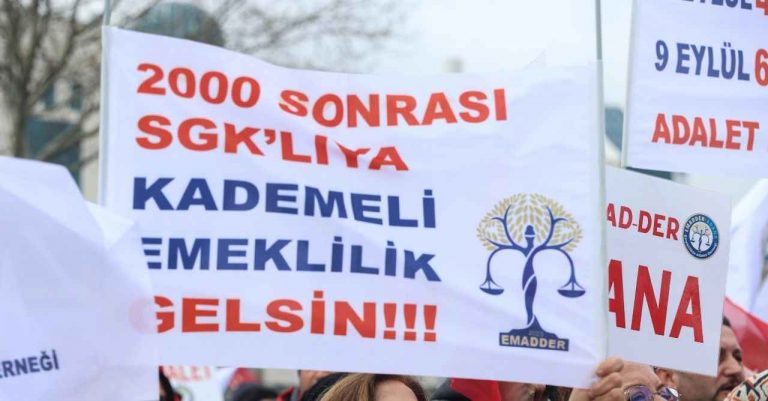 Merak edilen: 2000 sonrası SGK girişliler için kademeli emeklilik tablosu