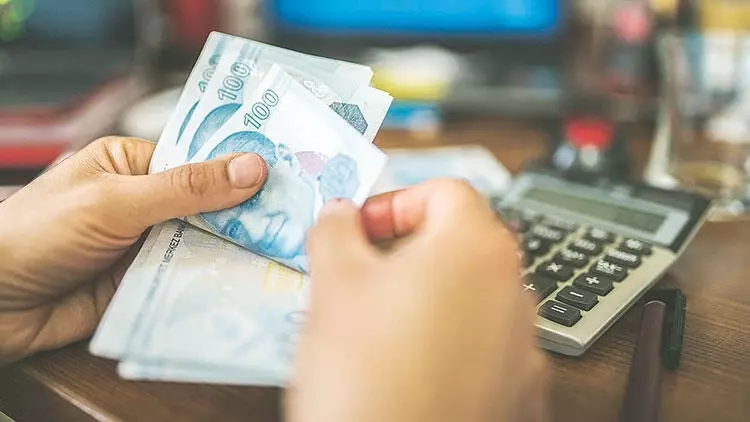 EYT fırsatını kıl payı kaçıran milyonlarca sigortalı için kritik haber paylaşıldı; Masadaki yeni emeklilik formülü sonunda belli oldu