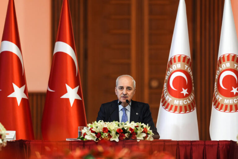 Kurtulmuş’tan fon soruşturması mesajı: ”Kim haksız kazanç sağladıysa hesap sorulmalı”